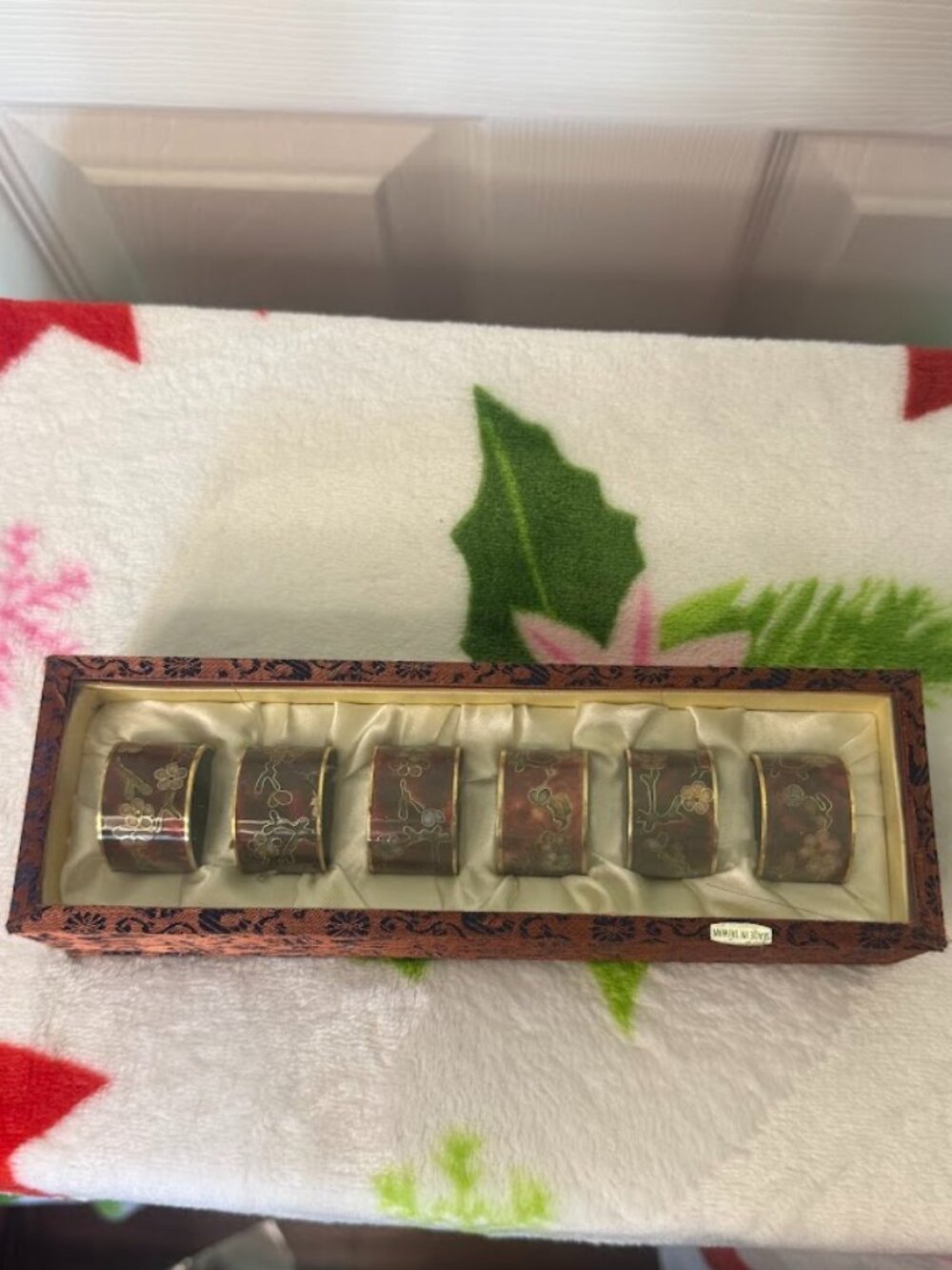 Vintage~CLOISONNE Napkin Rings~Made in the People's Republic China